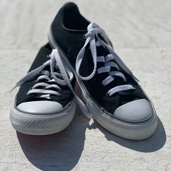 Girls' Converse Chuck Taylor All Star Shoreline Sneakers with red bottoms - Picture 7 of 7